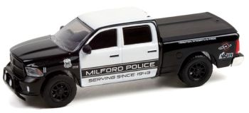 GREEN42980-E - DODGE Ram 1500 2017 Milford Police HOT PURSUIT 40 Series Blister Pack