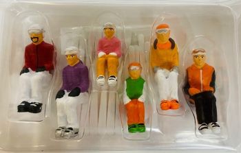 JC54200 - 6 personaggi seduti con gli sci - Colori casuali