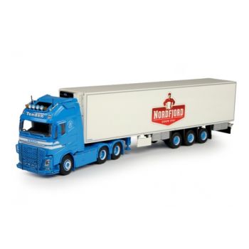 TEK68115 - VOLVO FH04 XL 6x4 Con rimorchio frigorifero TENDEN a 3 assi
