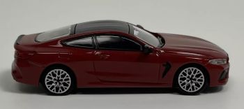 MNC870029022 - BMW M8 Coupé 2019 Rosso metallizzato