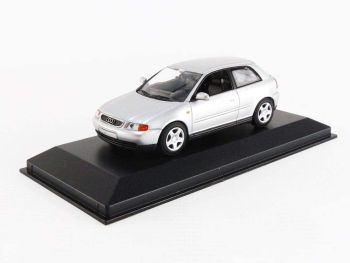 MXC940015101 - AUDI A3 1996 Grigio