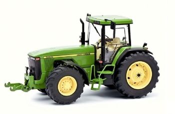 SCH7892 - JOHN DEERE 8400 – con cassone John Deere