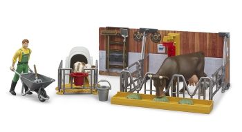 BRU62611 - Box stalla con mucca e vitello con contadino