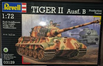REV03129 - Carro armato TIGER II AUSF. B da assemblare e dipingere
