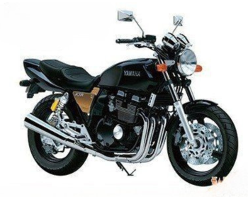 AOS06303 - YAMAHA 4HM XJR400 1993 da assemblare e verniciare