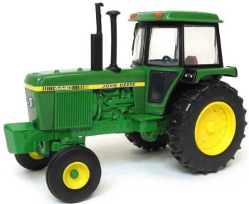 ERT45548 - JOHN DEERE 4440 2WD