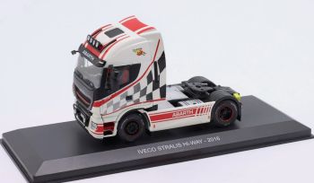 G1470001 - IVECO Stralis HI-Way 4x2 2016 bianco e rosso ABARTH