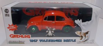 GREEN18231VERTE - VOLKSWAGEN Beetle 1967 di Billy Peltzer dal film Gremlins cerchi verdi Versione Green Metal con figura Gizmo inclusa
