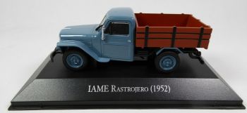 MAGARG46 - Vassoio IAM Rastrojero 1952 blu