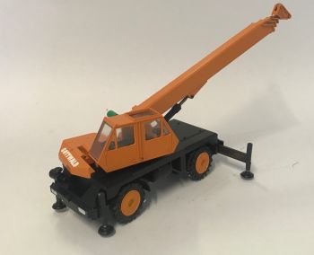 CON2074/17 - USATO - Gru tuttoterreno GOTTWALD Arancio e nero