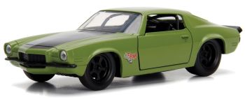 JAD253202000A - Chevy Camaro verde del 1973 Fast & Furious