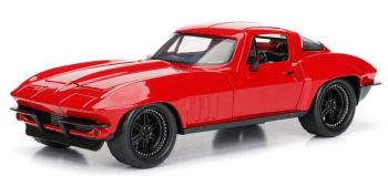 JAD98298 - Corvetta CHEVROLET rossa del 1966 di Letty dal film Fast And Furious 8