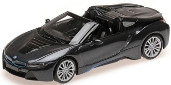 MNC410027030 - 2018 BMW i8 Roadster grigio scuro metallizzato