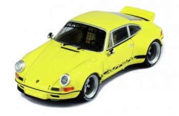 IXOMOC310 - PORSCHE 911 RWB gialla