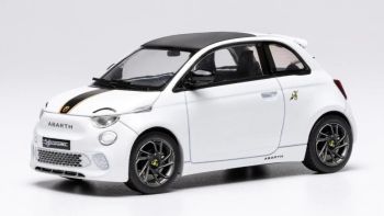 IXOMOC345 - FIAT 500e Abarth del 2024 Bianco