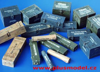 PLS027 - 18 casse militari tedesche in miniatura per decalcomanie diorami verniciabili in dotazione