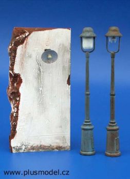 PLS053 - 2 lampade da terra altezza 11 cm in kit da assemblare e dipingere con una lampada da parete venduta senza parete