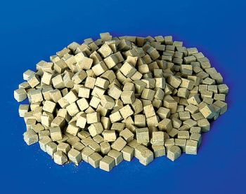 PLS4004 - Ciottoli in miniatura di forme quadrate beige chiaro per diorama