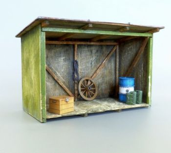 PLS4051 - Capanna in miniatura in kit da assemblare e dipingere; accessori in dotazione per diorama