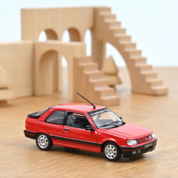 NOREV473911 - PEUGEOT 309 GTi 1987 Rosso Vallelunga con deco PTS