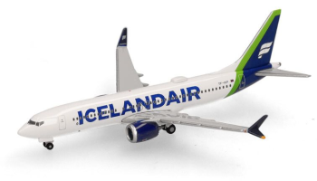 HER538466 - BOEING 737 Max 8 Icelandair coda verde Landmannalaugar