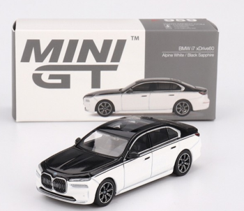 MGT00959-L - BMW I7 Xdrive60 Alpine bianco e nero Sapphire 2024