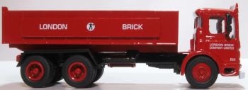 OXF76TIP005 - AEC Ergomatic 6x4 con cassone ribaltabile London Brick Company