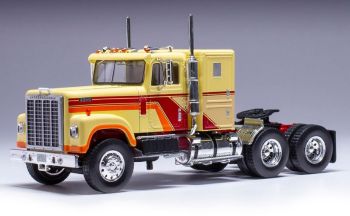 IXOTR217.22 - INTERNATIONAL Transtar 4300 6x4 1980 Crema